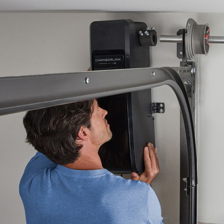 Garage Door Opener Repair: Common Problems, Simple Fixes, and When to Call a Professional