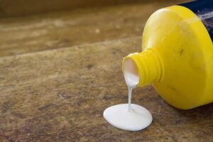 Best Glue for Plastic: Choosing the Right Adhesive for Strong and Long-Lasting Repairs