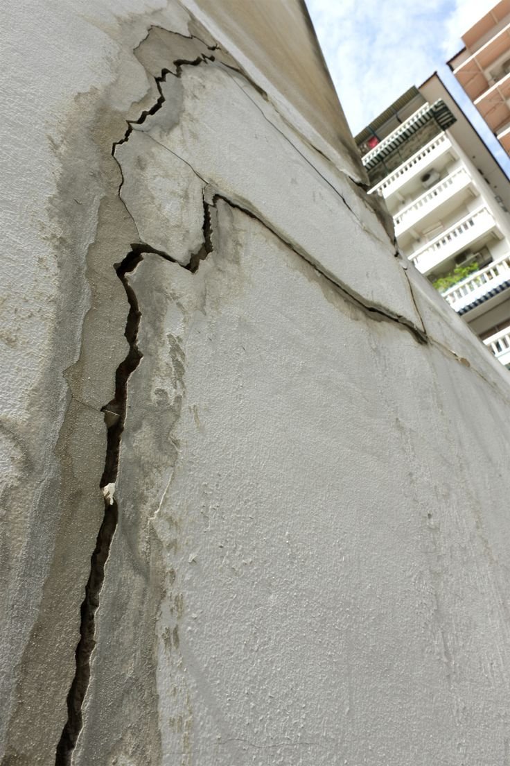 Foundation Problems: Signs, Damage, and Common Issues in Houses
