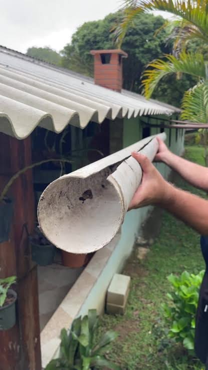 roof gutter installation, how to install eavestrough and downspouts