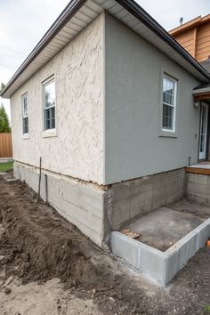 Stucco House Cost: Prices Per Square Foot, Installation and Key Cost Factors